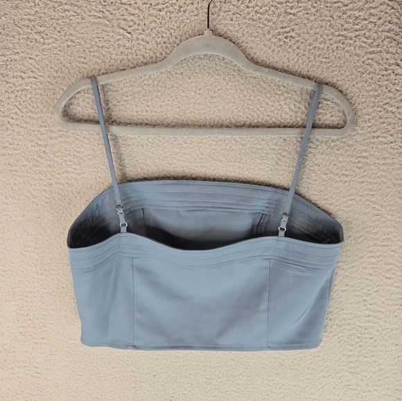 Acoa Womens Cropped Top Sz L Blue Adj. Straps Side Zip Soft To Touch - Picture 4 of 10